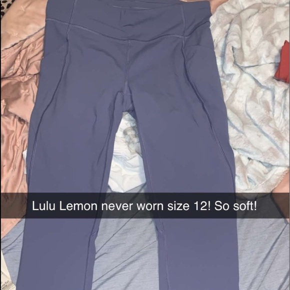 Lululemon leggings never worn